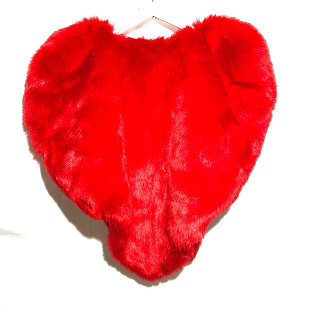 Heart shaped RED Queen faux fur PARTY cape/jacket.